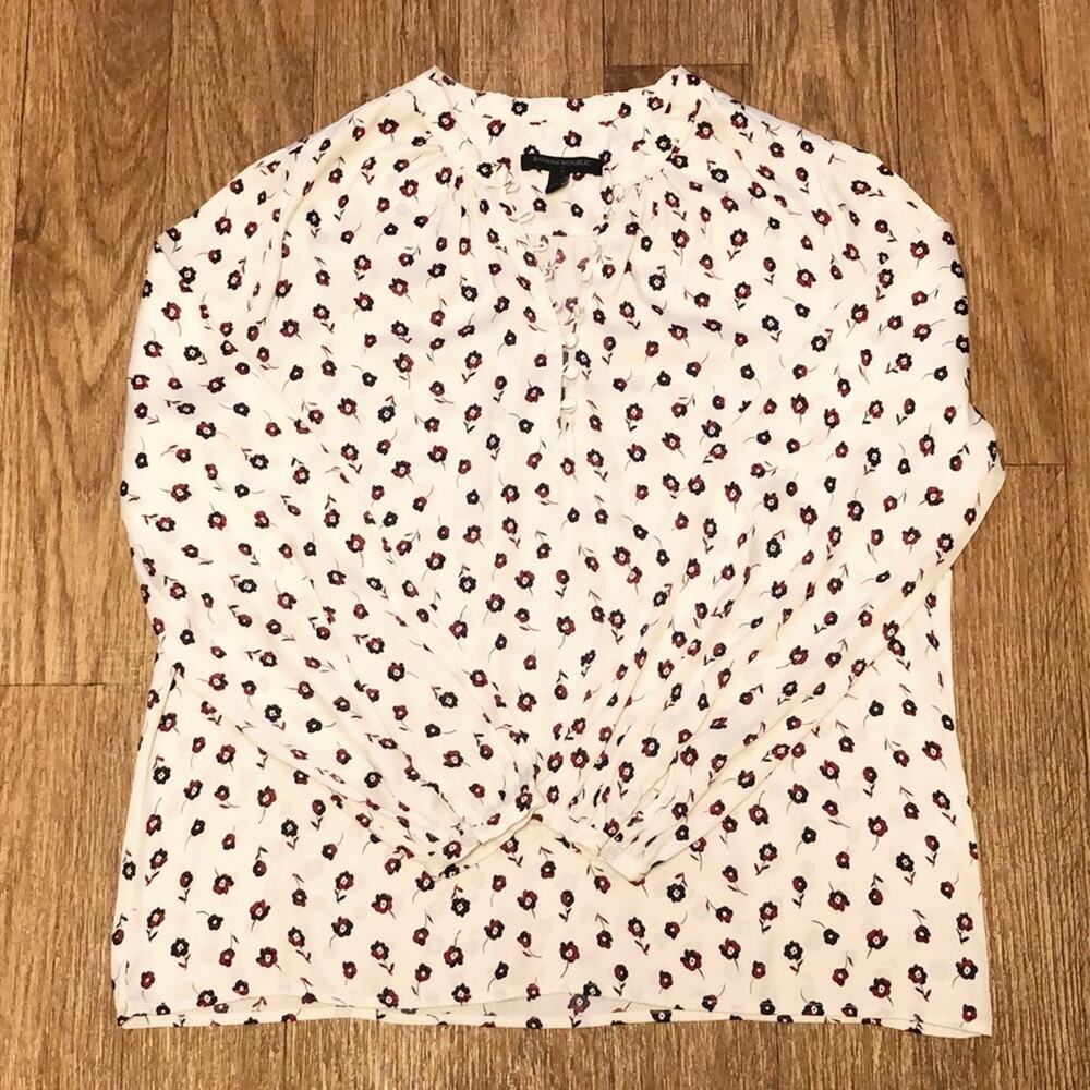 Banana Republic Cream Floral Long Sleeve Button Front Blouse Size Small